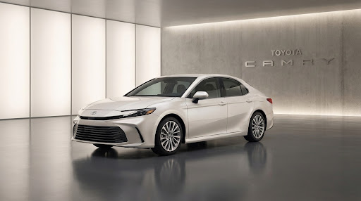 Camry - KHOANG HÀNH KHÁCH VIP HÀNG ĐẦU